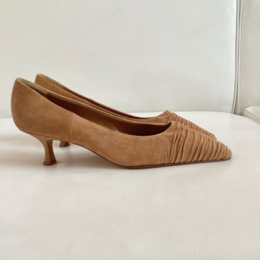 Manolo Blahnik Tan Brown Women's Shoes SZ 7.5/37.5 - Picture 2 of 8